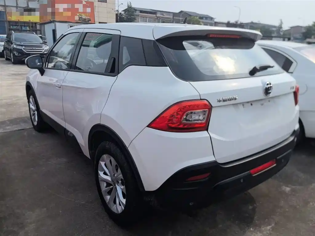 Brilliance V3 1.5 L Manual Comfort
