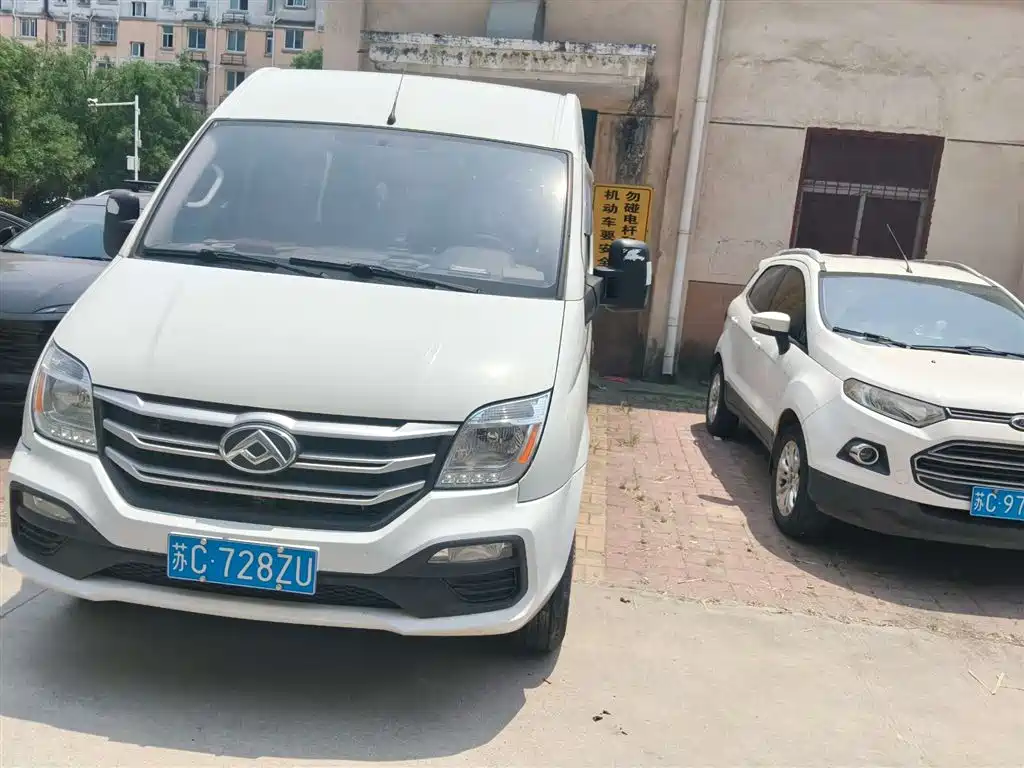 Xintu V80 2.0 T PLUS Manual All-round LWB Mid Roof 6 7 8 9-seat