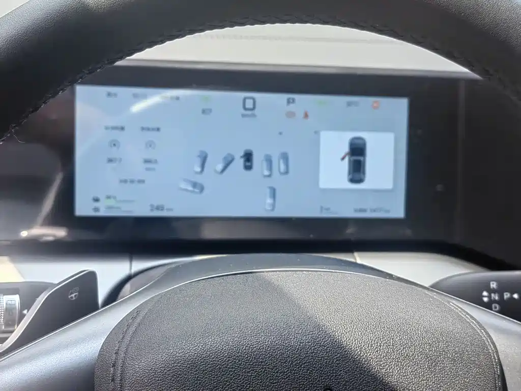 Song L DM-i 宋L DM-i 2026款 200 KM超越型