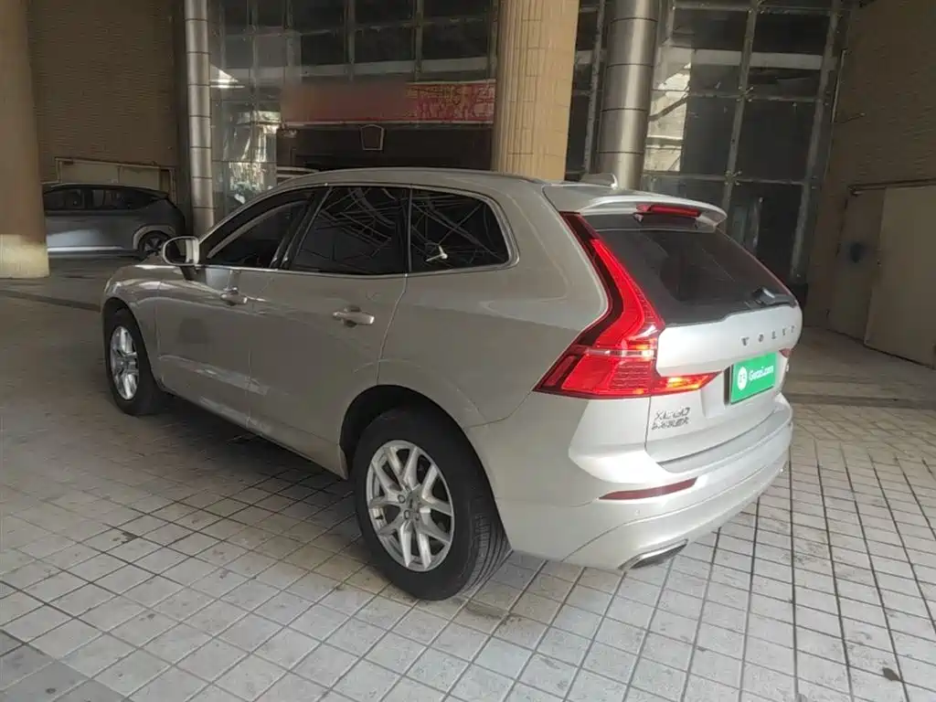 Volvo XC60 T5 4 WD Smart Ease CN-VI