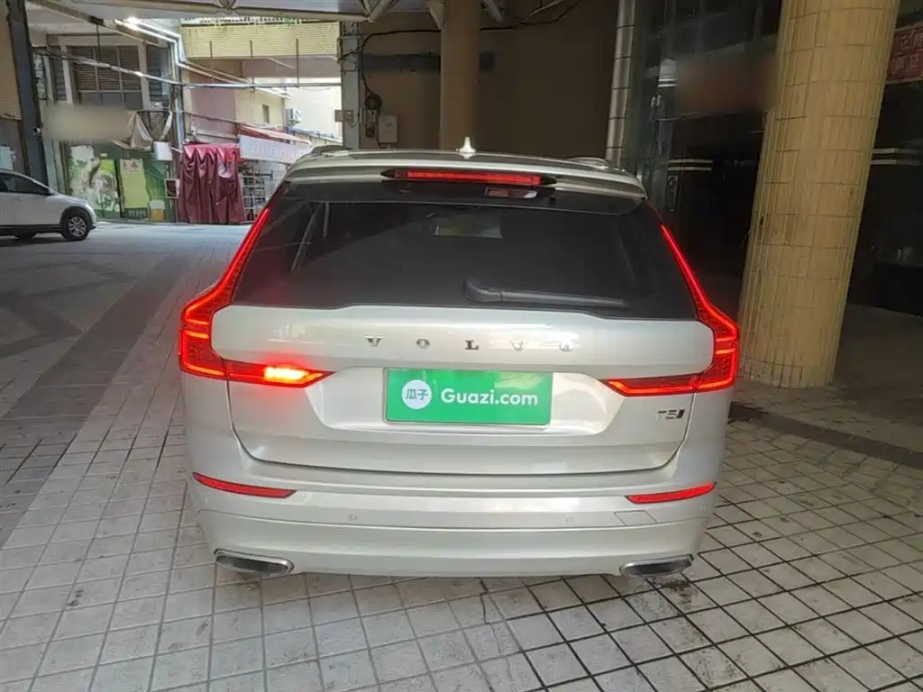 Volvo XC60 T5 4 WD Smart Ease CN-VI