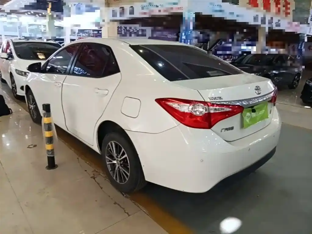 Levin 1.6 G CVT Elite