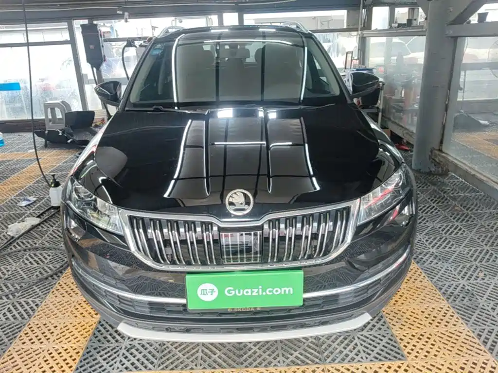 Karoq TSI280 Smart Travel Luxury CN-V