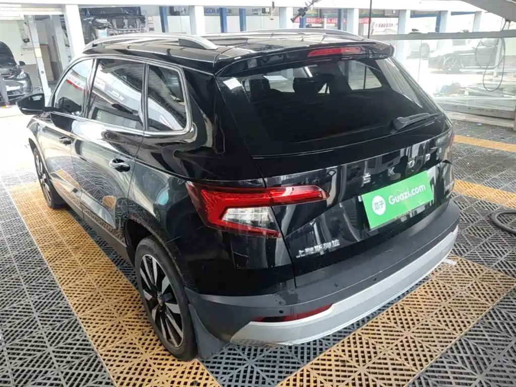 Karoq TSI280 Smart Travel Luxury CN-V