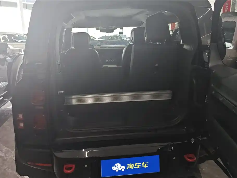 Land Rover Defender Facelift 90 3.0 T P400 XS