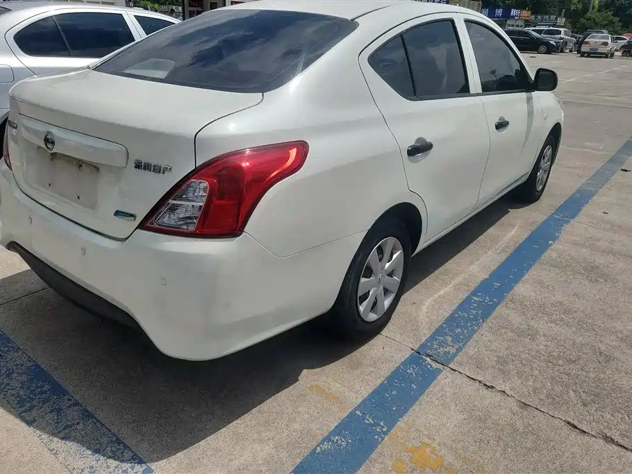 Sunny 1.5 XE Manual Comfort