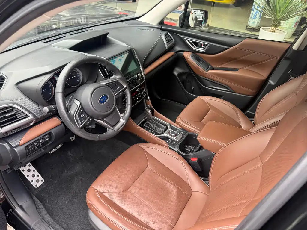 Forester 森林人 2019款 2.0 i 智擎旗舰版