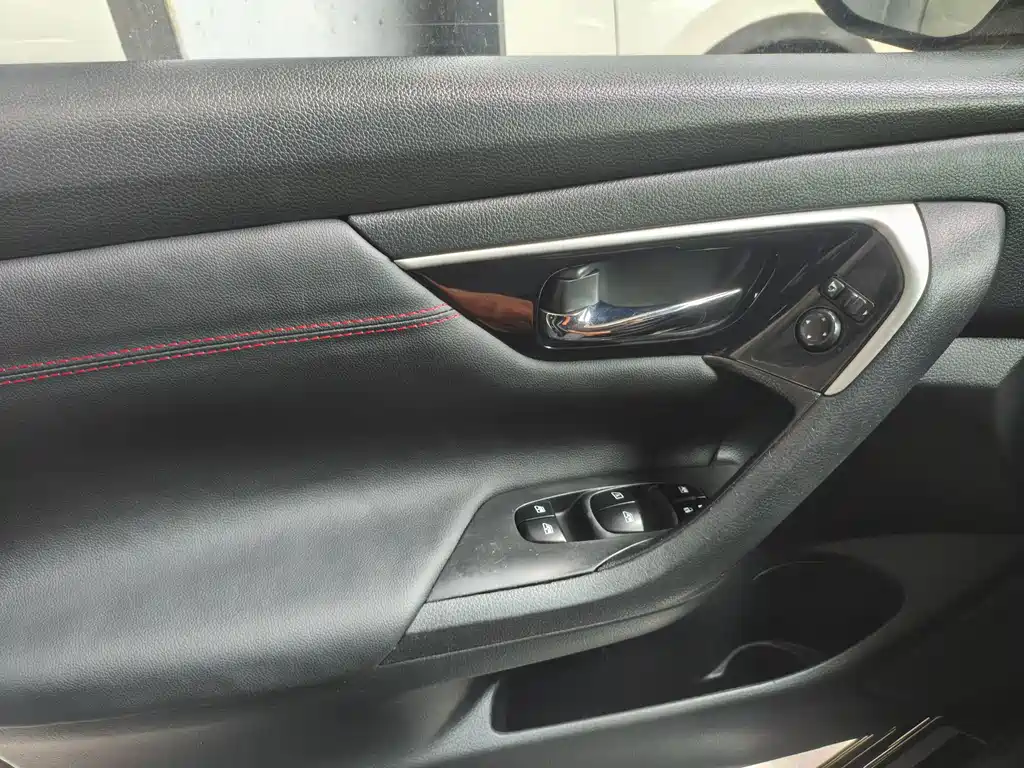 Teana Facelift 2.0 L XL Comfort