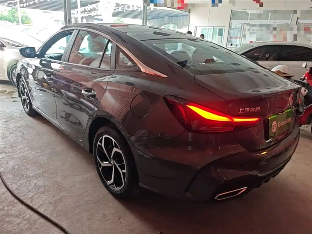 MG5 300 TGI Global Flagship