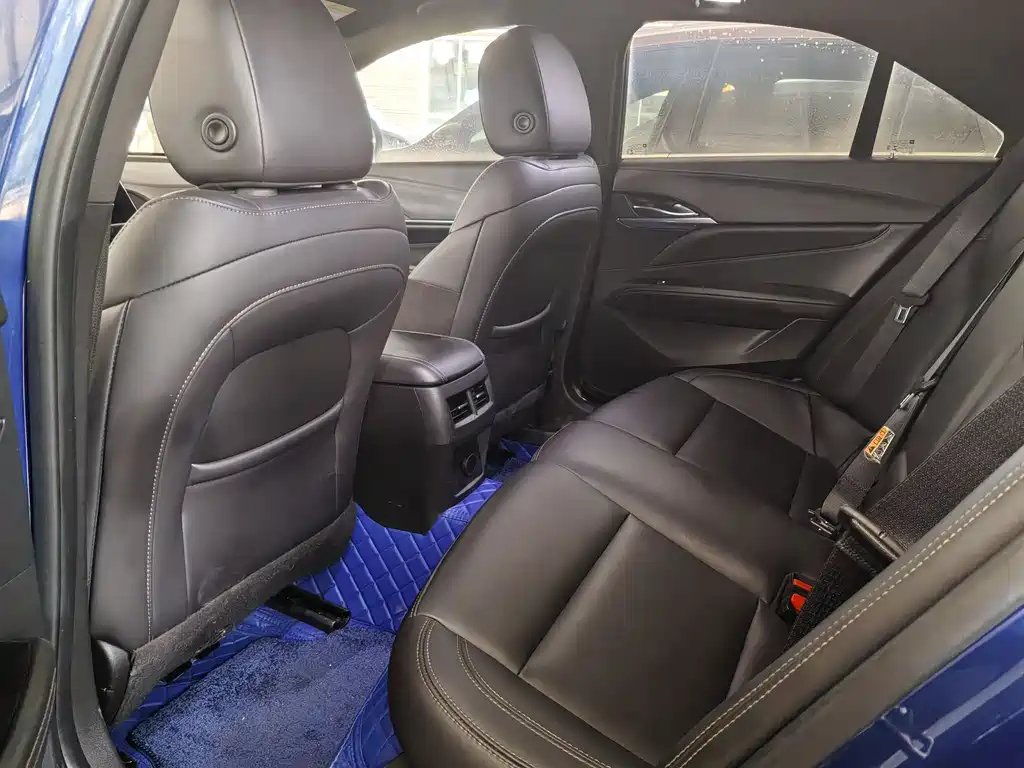 Cadillac CT4 28 T Style