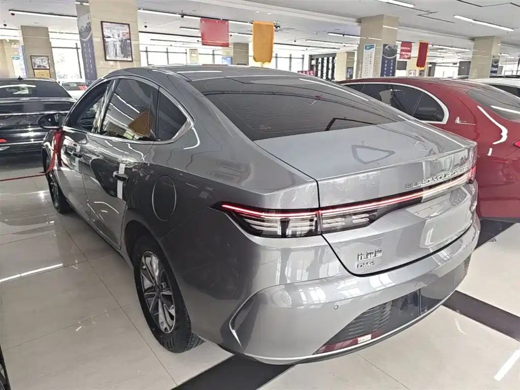Destroyer 05 Glory DM-i 55 KM Luxury