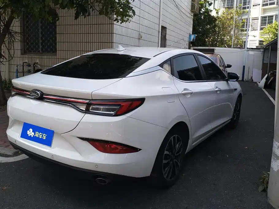 Jiayue A5 1.5 T CVT Transcend
