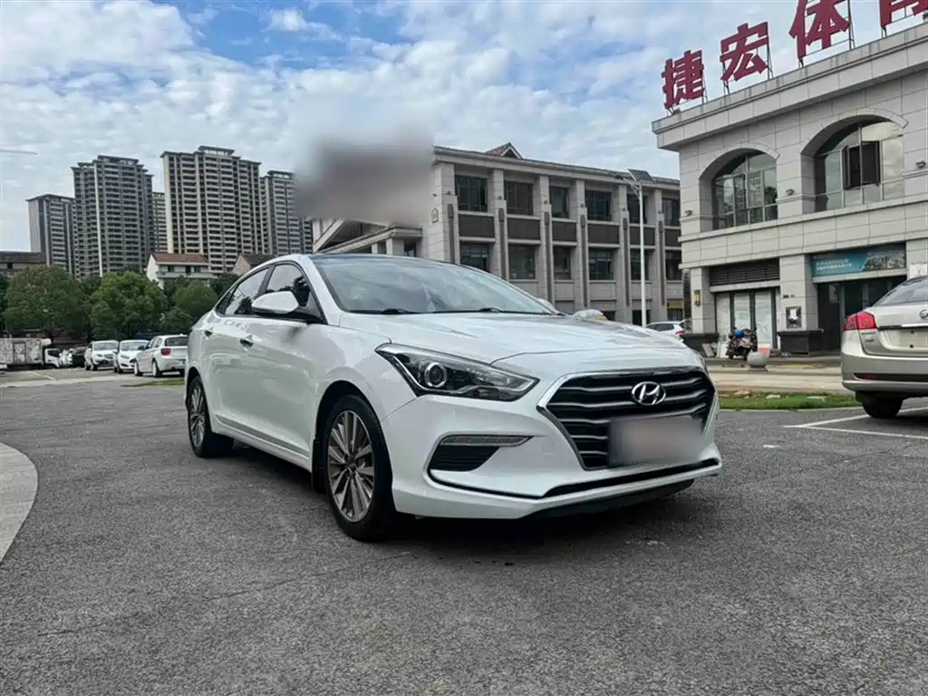 Mistra 1.8 L Auto Intelligent GLS CN-V