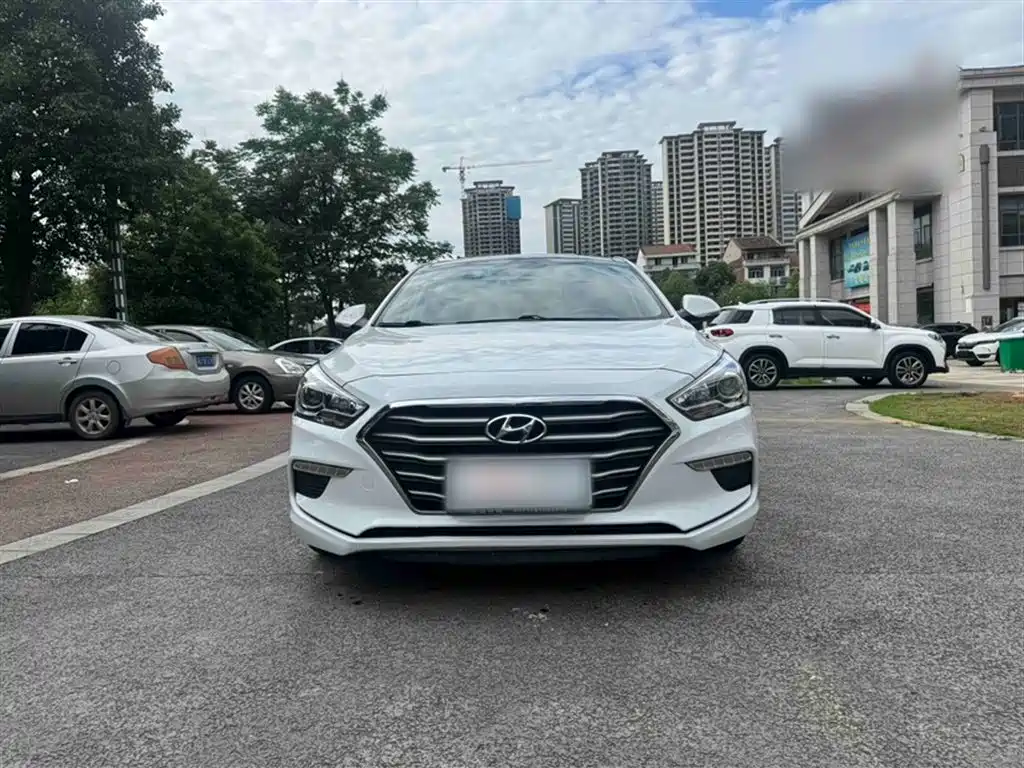 Mistra 1.8 L Auto Intelligent GLS CN-V
