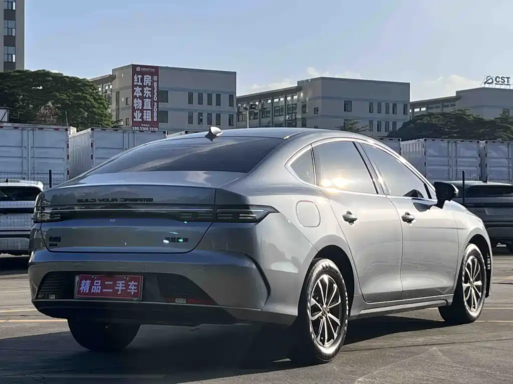 Destroyer 05 Glory DM-i 55 KM Luxury