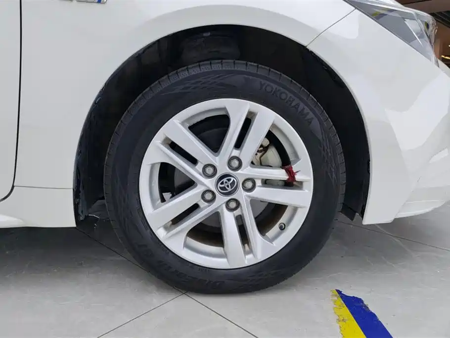 Levin Dual Engine 1.8 H E-CVT Luxury CN-VI