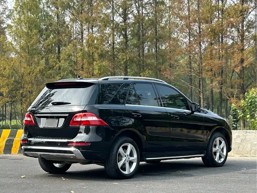 Mercedes-Benz M-Class ML 320 4 MATIC