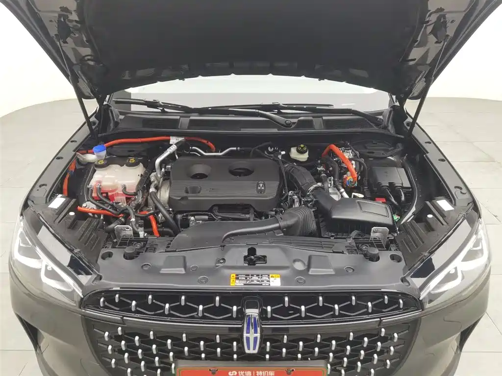 Corsair 1.5 T 2 WD Supreme Elegant Hybrid