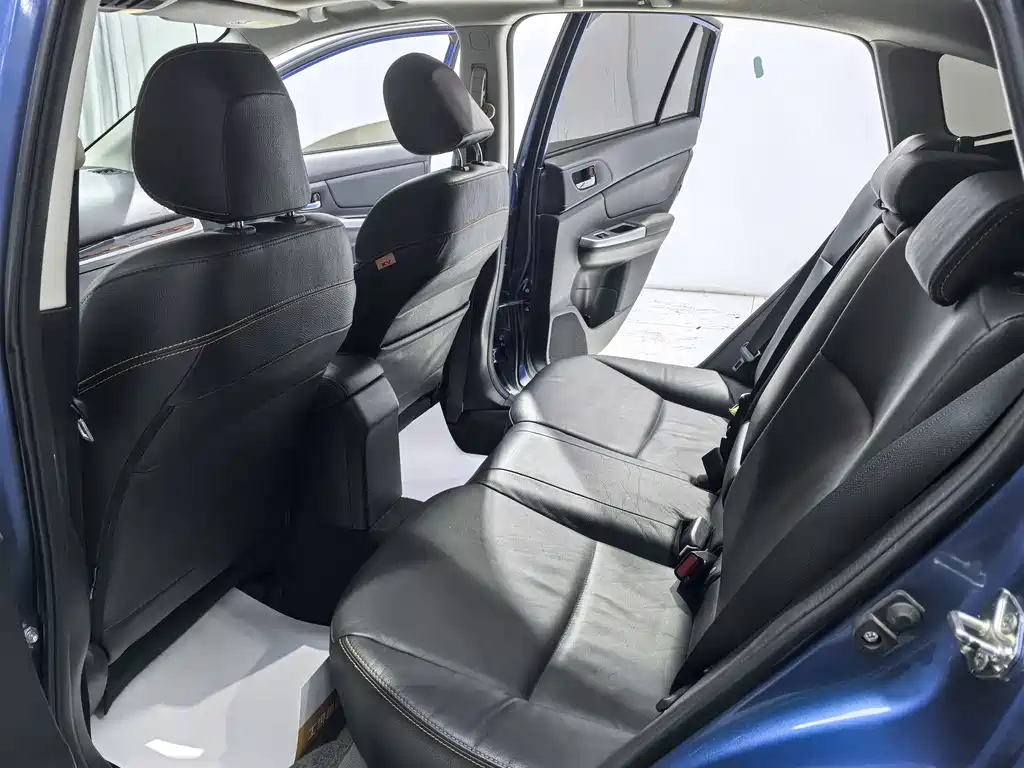 Subaru XV 斯巴鲁XV 2017款 2.0 i 豪华版