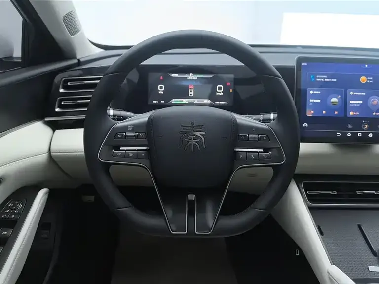 BYD Qin L DM-i 120 KM Leading
