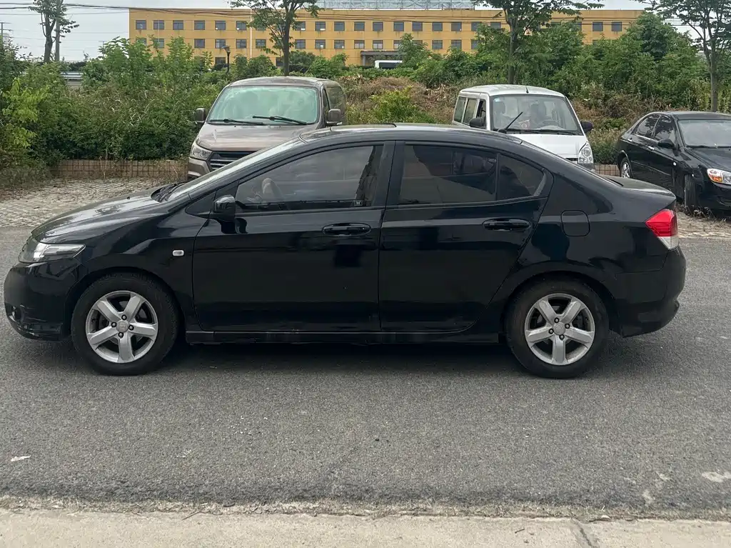 City Classic 1.5 L Auto Elite Taste Premium