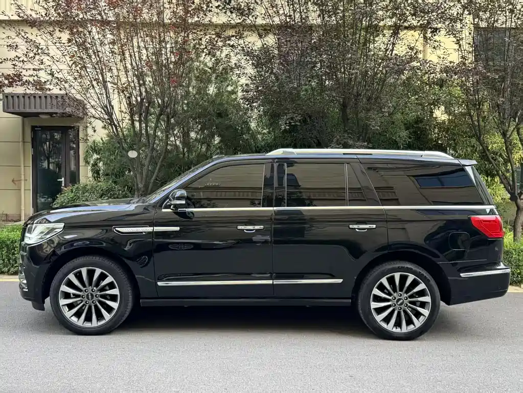 Navigator 3.5 T Honor Shine CN-VI