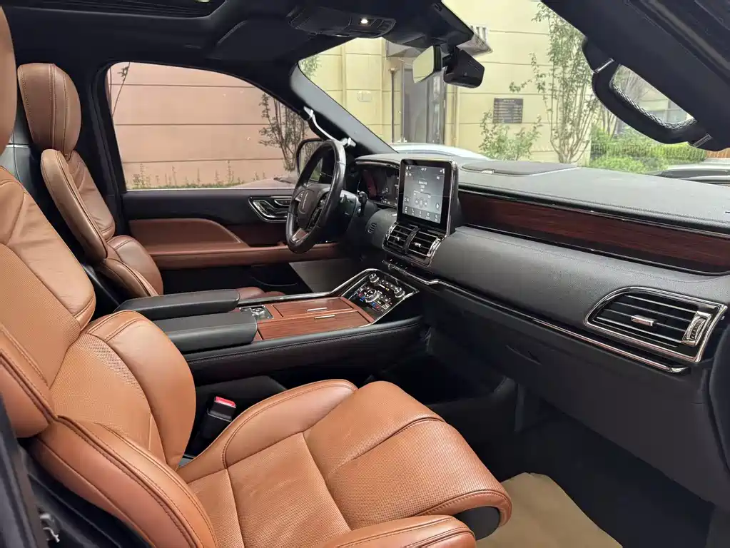 Navigator 3.5 T Honor Shine CN-VI
