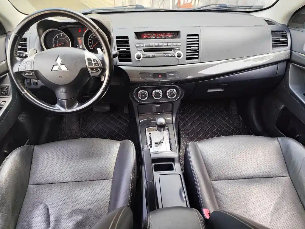 Lancer EX Zhixuan 2.0 L CVT Flagship