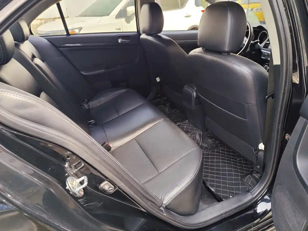 Lancer EX Zhixuan 2.0 L CVT Flagship