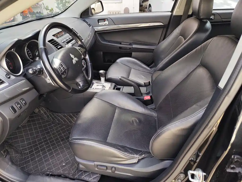 Lancer EX Zhixuan 2.0 L CVT Flagship