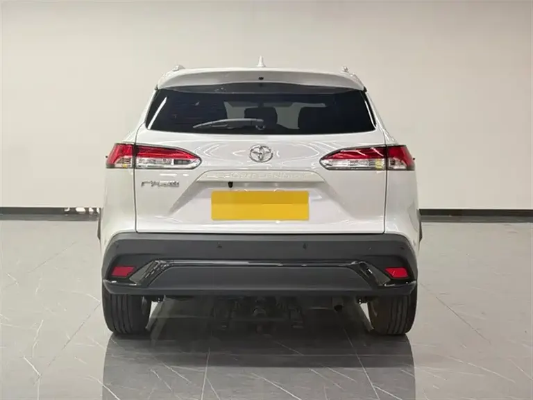 Toyota Frontlander 2.0 L CVT Elite