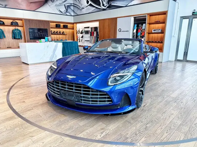 Aston Martin DB12 4.0 T V8 Volante