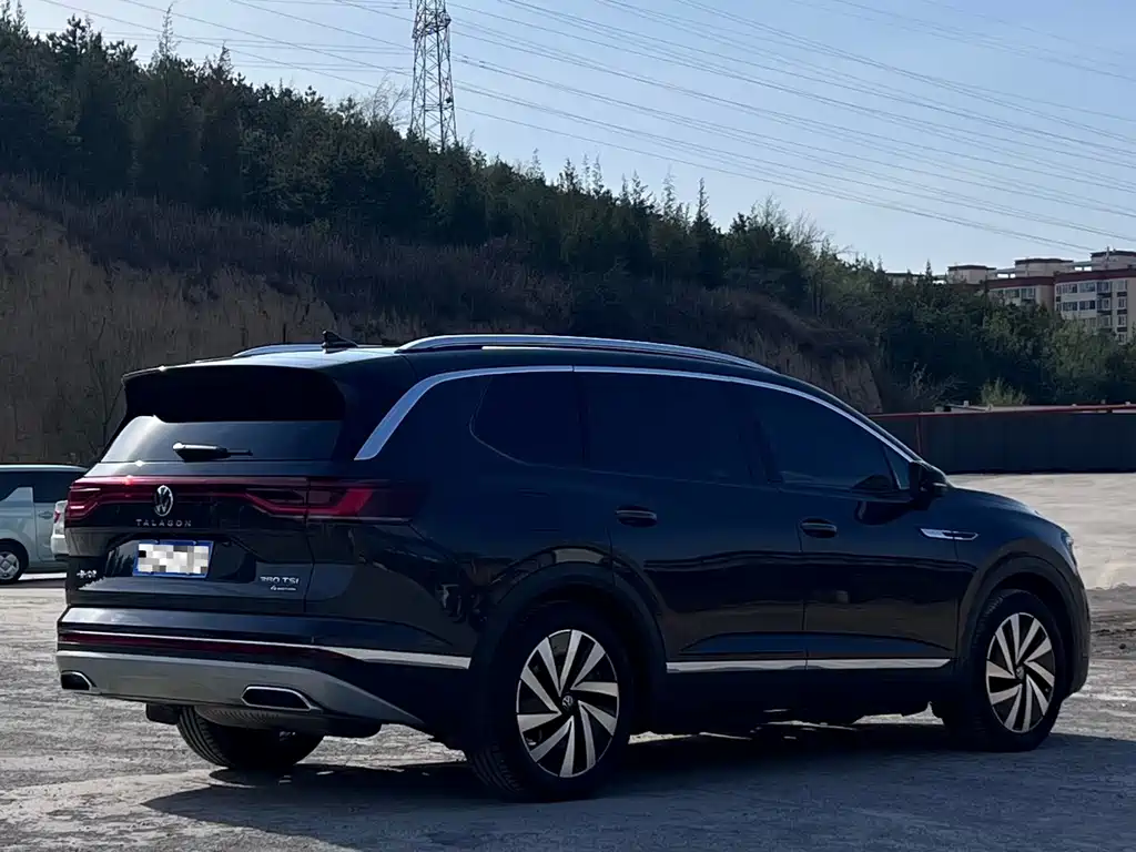Talagon 380 TSI 4 WD Luxury Premium Realm Pro 6-seat