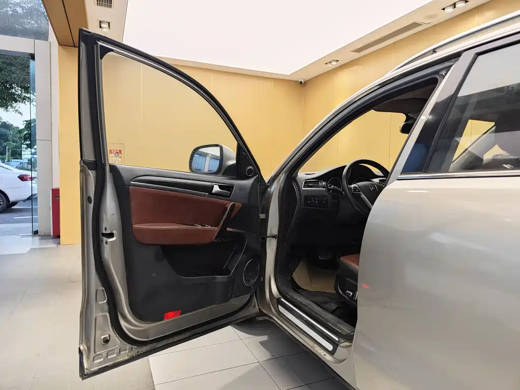 Zotye T600 2.0 T DCT Distinguished
