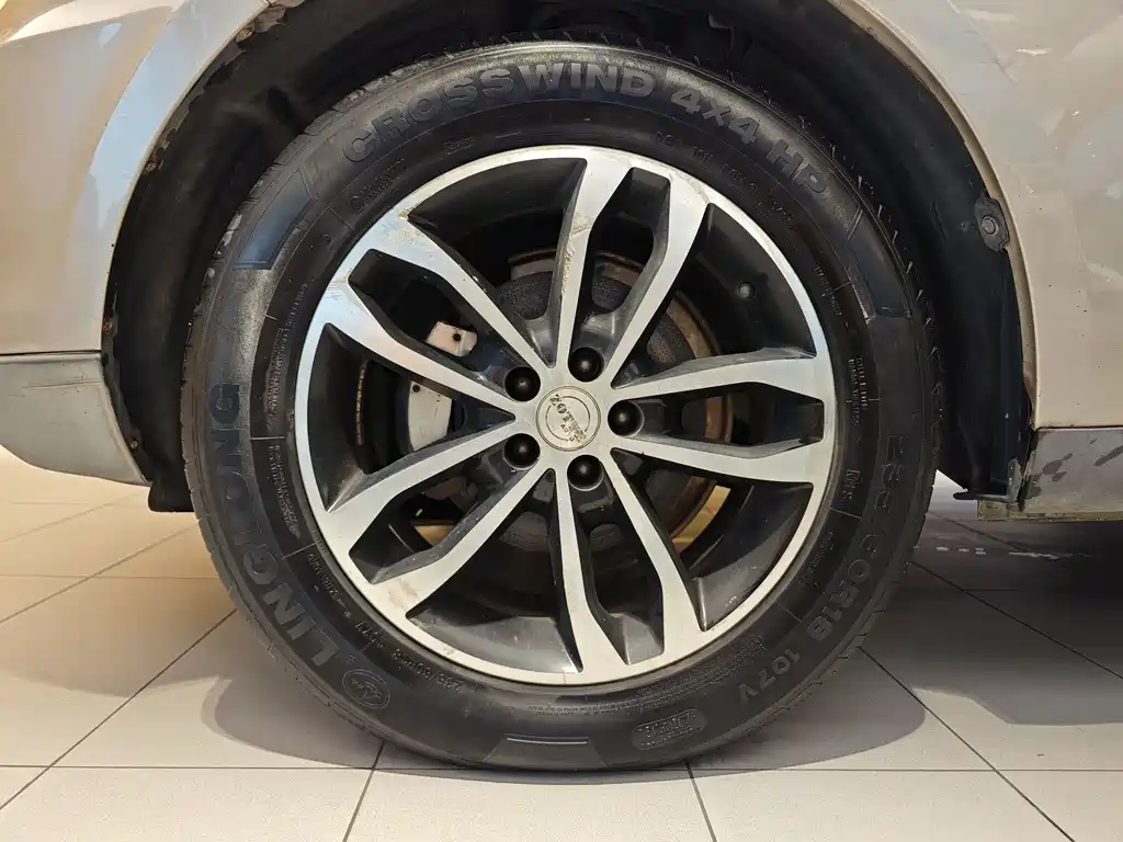 Zotye T600 2.0 T DCT Distinguished