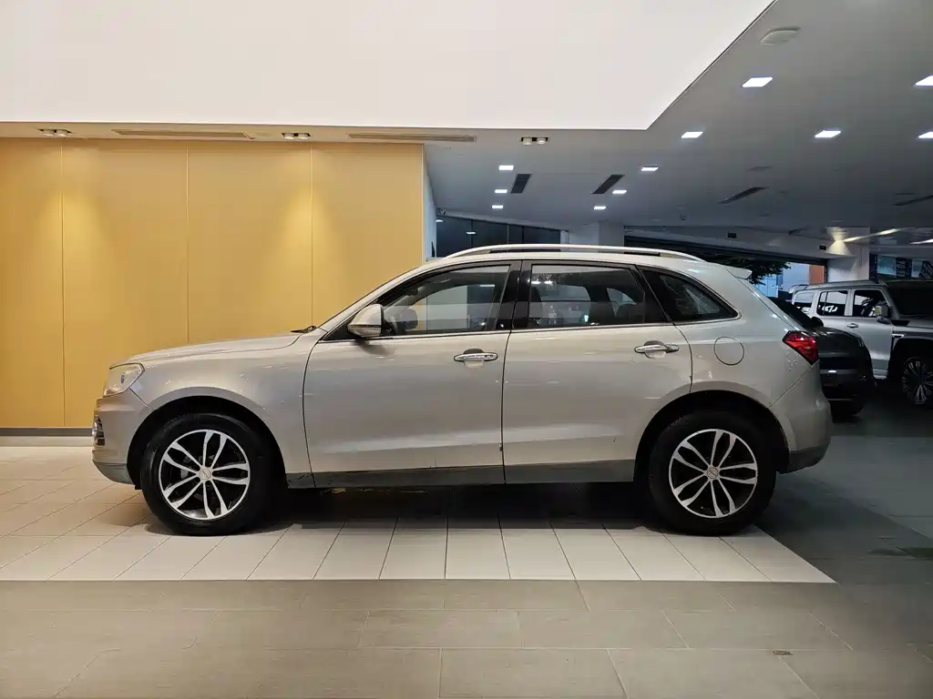 Zotye T600 2.0 T DCT Distinguished