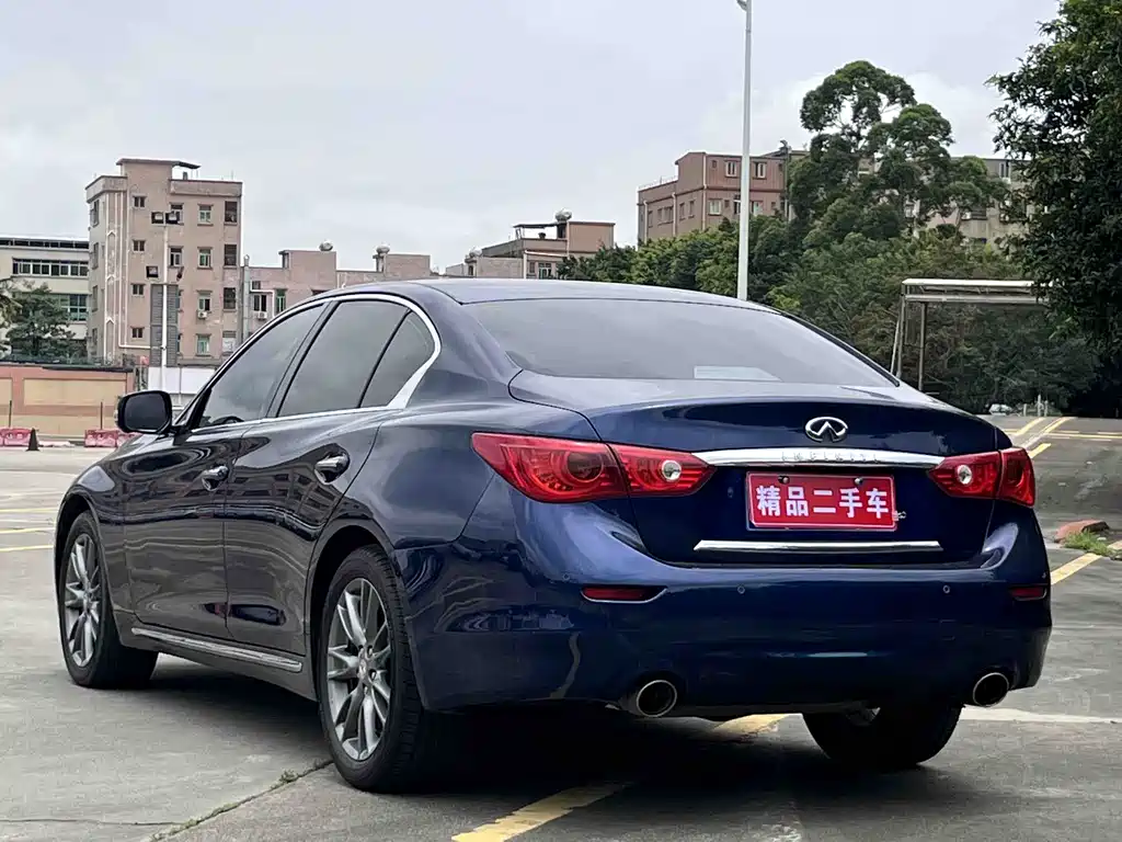 Infiniti Q50 L 2.0 T Joy