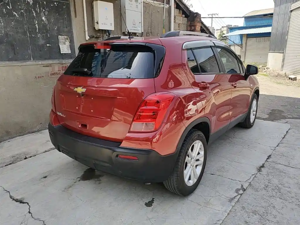 Tracker 1.4 T Manual 2 WD Comfort Sunroof