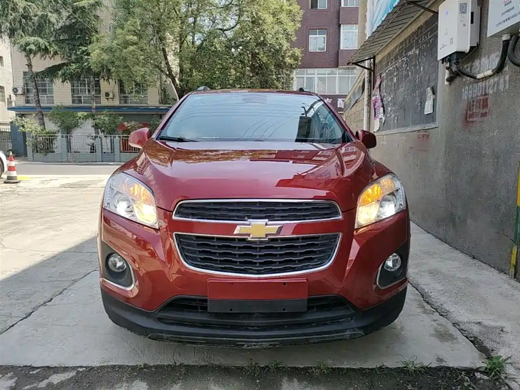 Tracker 1.4 T Manual 2 WD Comfort Sunroof