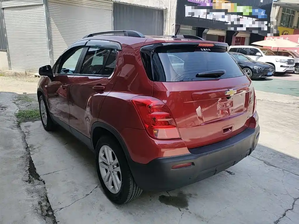 Tracker 1.4 T Manual 2 WD Comfort Sunroof