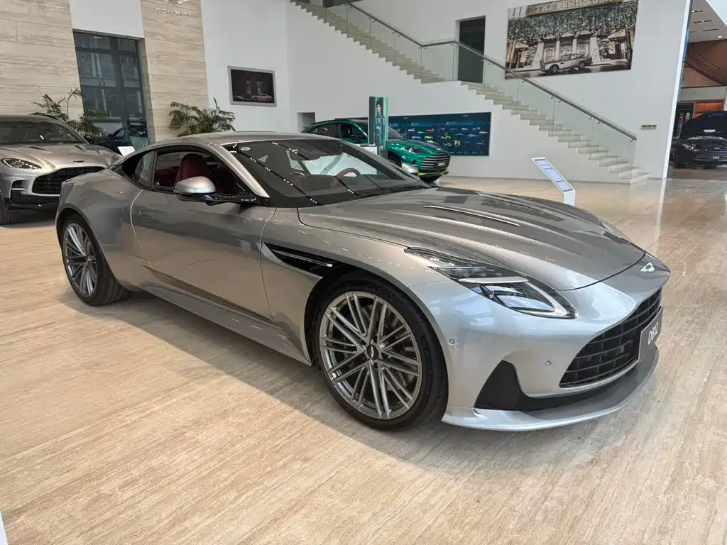 Aston Martin DB12 4.0 T V8 Coupe