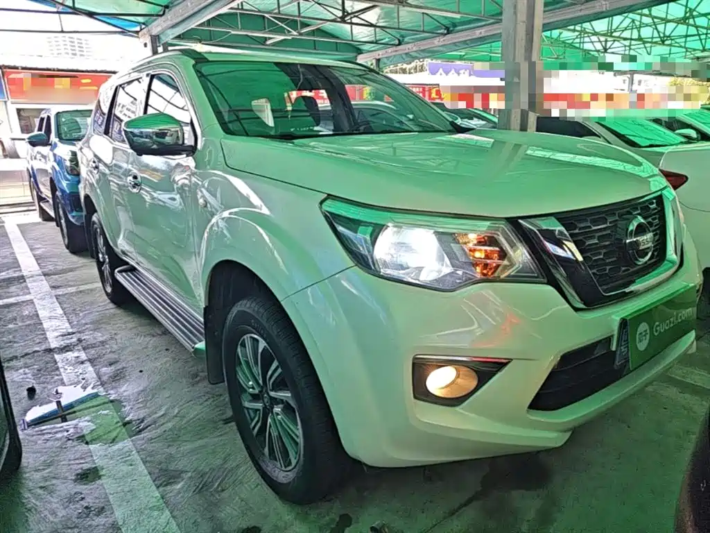 Terra 2.5 L Auto 2 WD Luxury