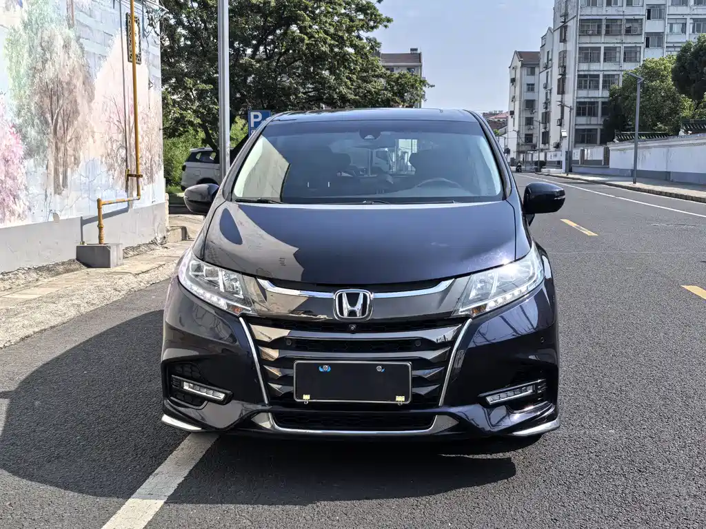 Odyssey 2.0 L Sharp· Supreme Premium