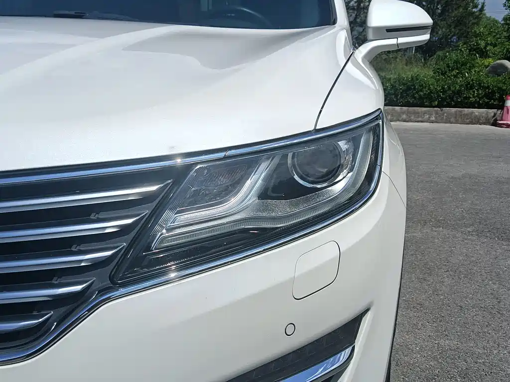 Lincoln MKC 2.0 T 4 WD Graceful