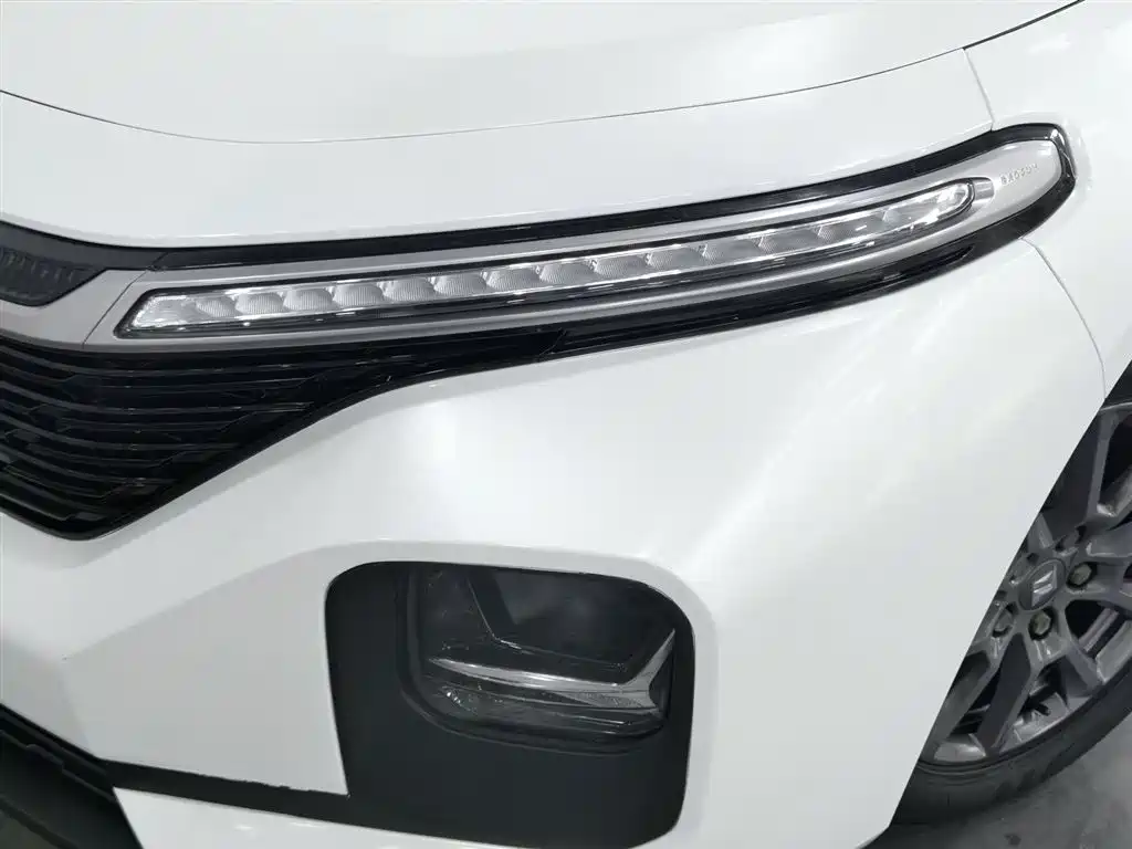 Baojun RC-5 宝骏RC-5 2020款 1.5 L 手动智耀精英型
