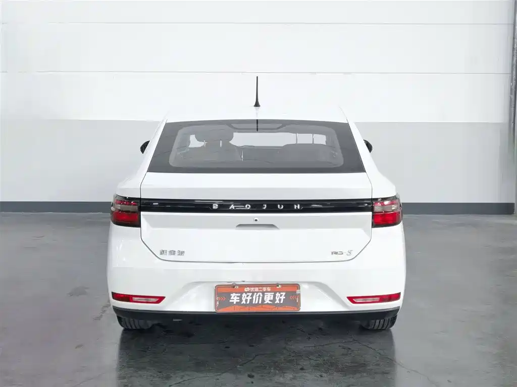 Baojun RC-5 宝骏RC-5 2020款 1.5 L 手动智耀精英型