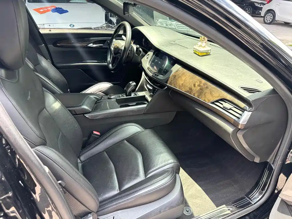 Cadillac CT6 28 T Luxury