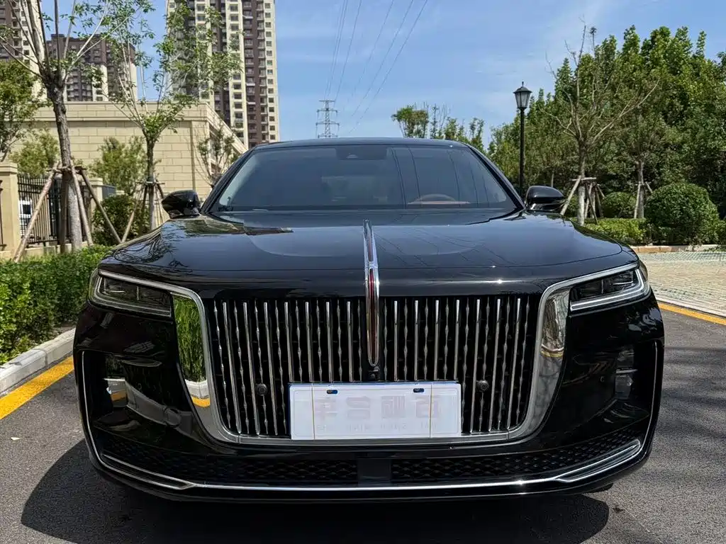 Hongqi H9 2.0 T Connected Flagship