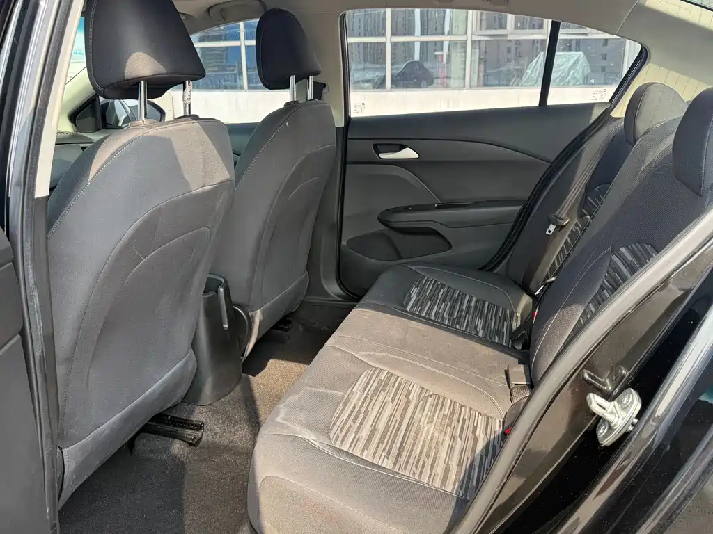 Cavalier 320 Auto Delight Sunroof