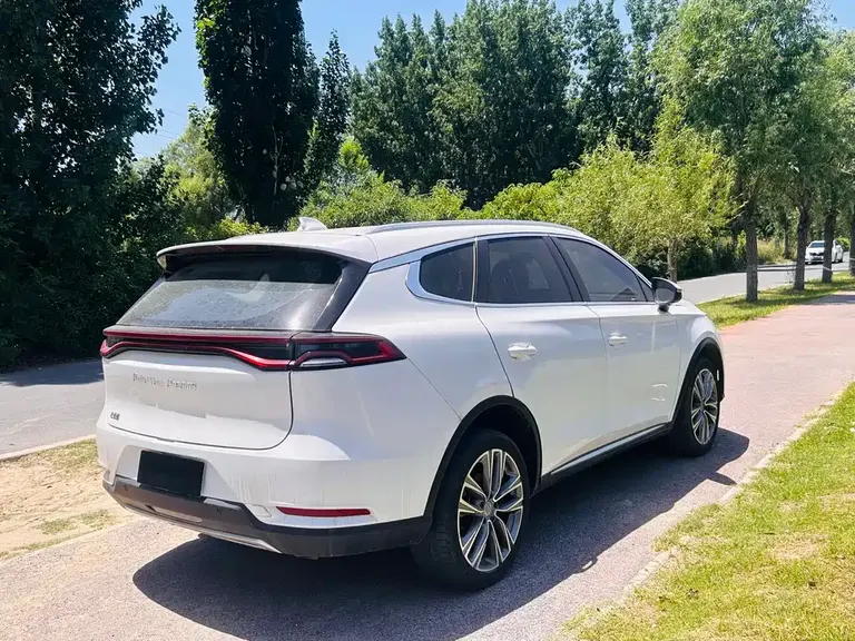 BYD Tang 2.0 T Auto Connected Distinguished 7-seat CN-VI